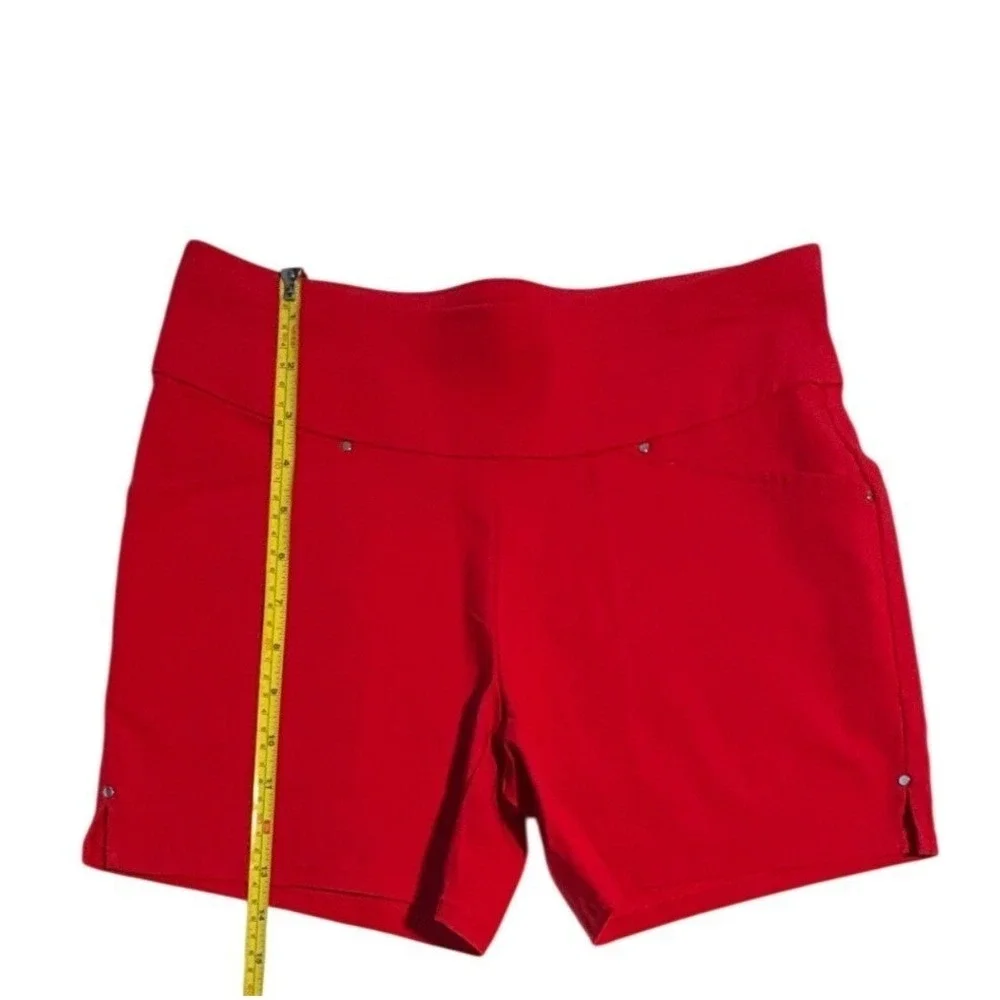 INC International Concepts Red Pull On Shorts Womens Size 2‎ Stud Detail Stretch - Picture 2 of 9